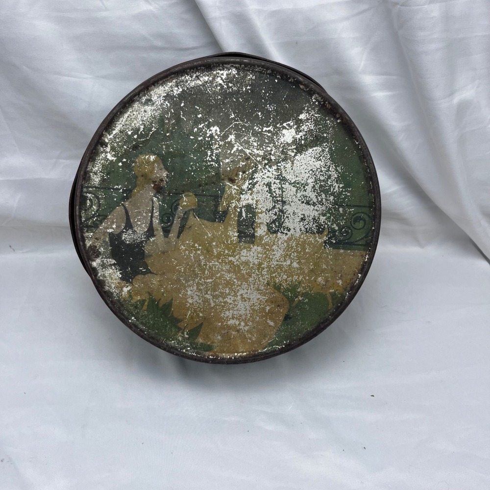 Loose-Wiles Antique Biscuit‎ Tin Art Deco Flapper Green Gold Round Metal Box